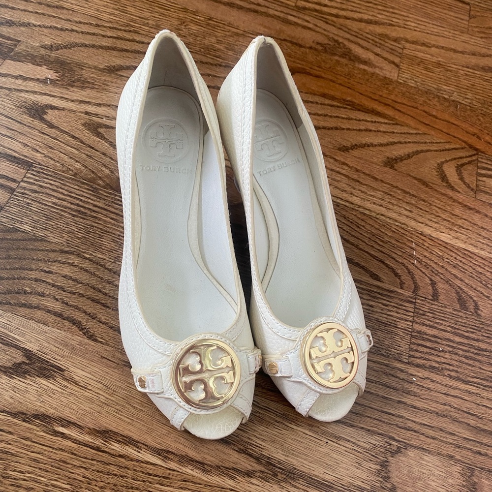 Tory Burch Peep Toe Wedges size 6 white gold